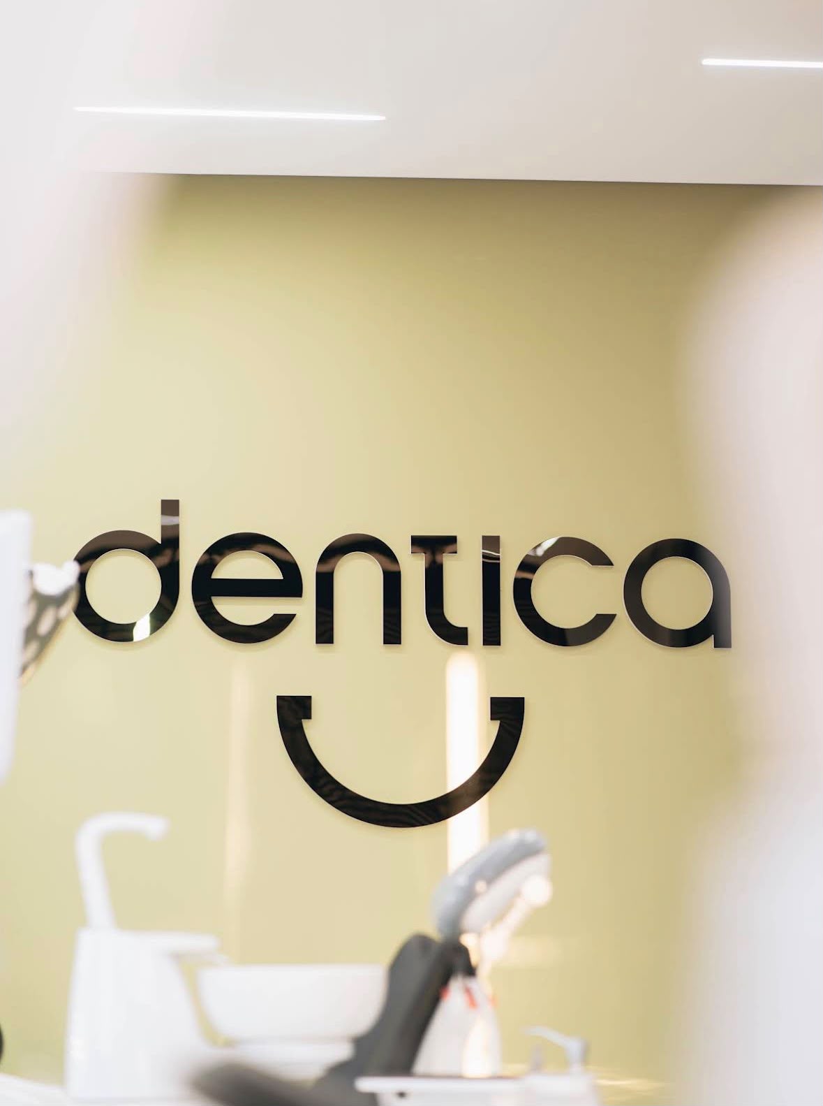 Ambienti — dentica, Lipjan